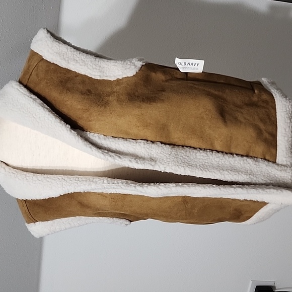 Faux Suede SHERPA LINED WOMEN'S VEST - Picture 4 of 11